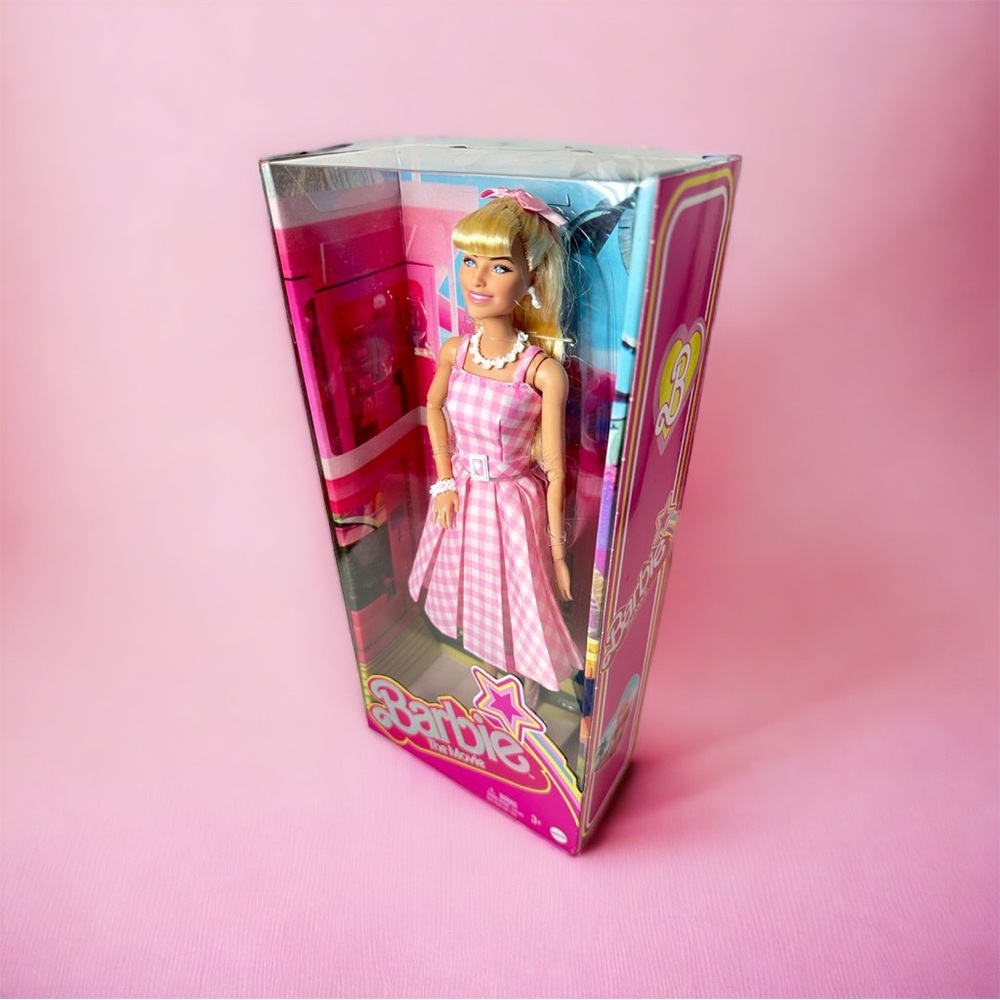 Collectible Margot Robbie Barbie Doll